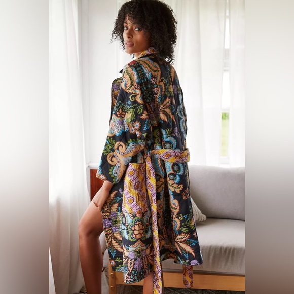 SOLD // Anthropologie // Sz S/M // Quilted Robe - Picture 1 of 7